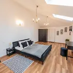 Fernweh Haus Πανσιόν Μπρασόβ