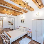 Fernweh Haus 3* Μπρασόβ
