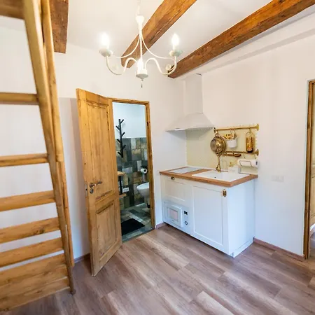 Fernweh Haus 3* Брашов