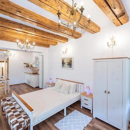 Fernweh Haus 3* Braşov